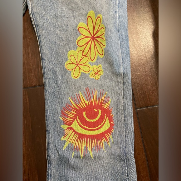 NWT Levi's Premium 501 Jeans Men’s Hippie Love Peace Groovy Flowers - Picture 11 of 14